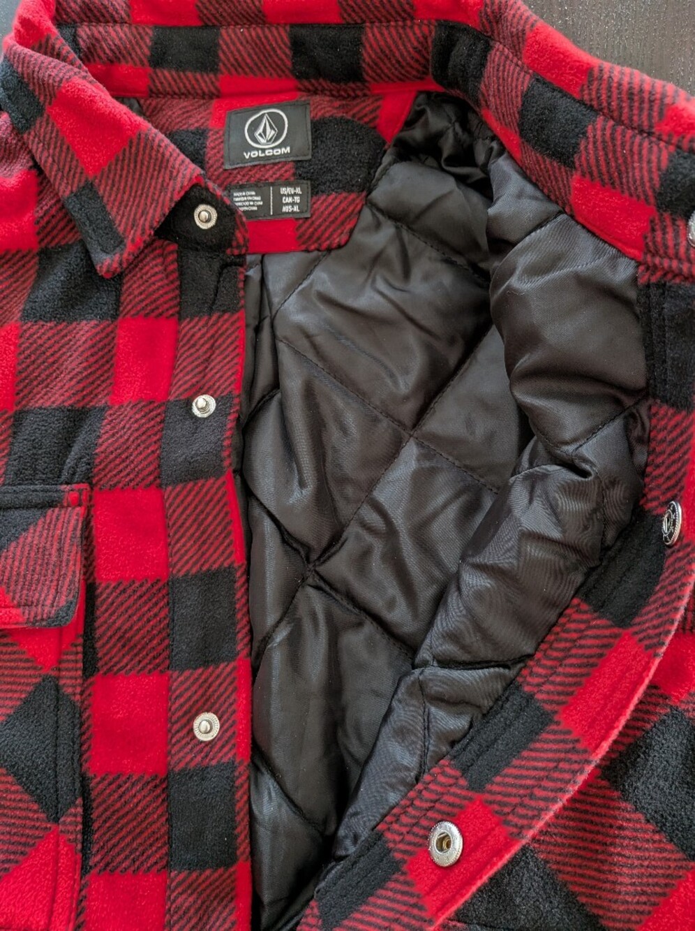 Volcom Mens Fleece Quilt Lined Overshirt Insulated Jacket Red Buffalo Plaid XL - Picture 2 of 13